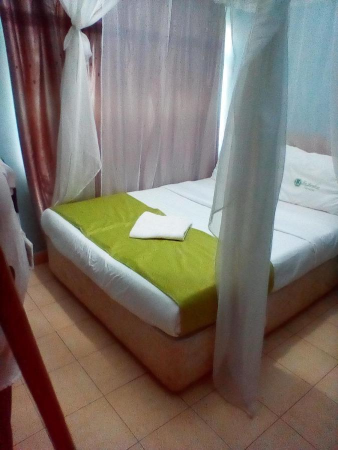 La Jardine Bed and Breakfast Nairobi Exteriör bild