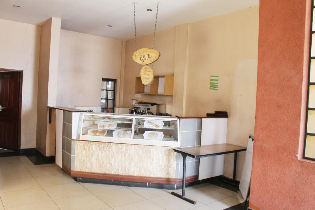 La Jardine Bed and Breakfast Nairobi Exteriör bild